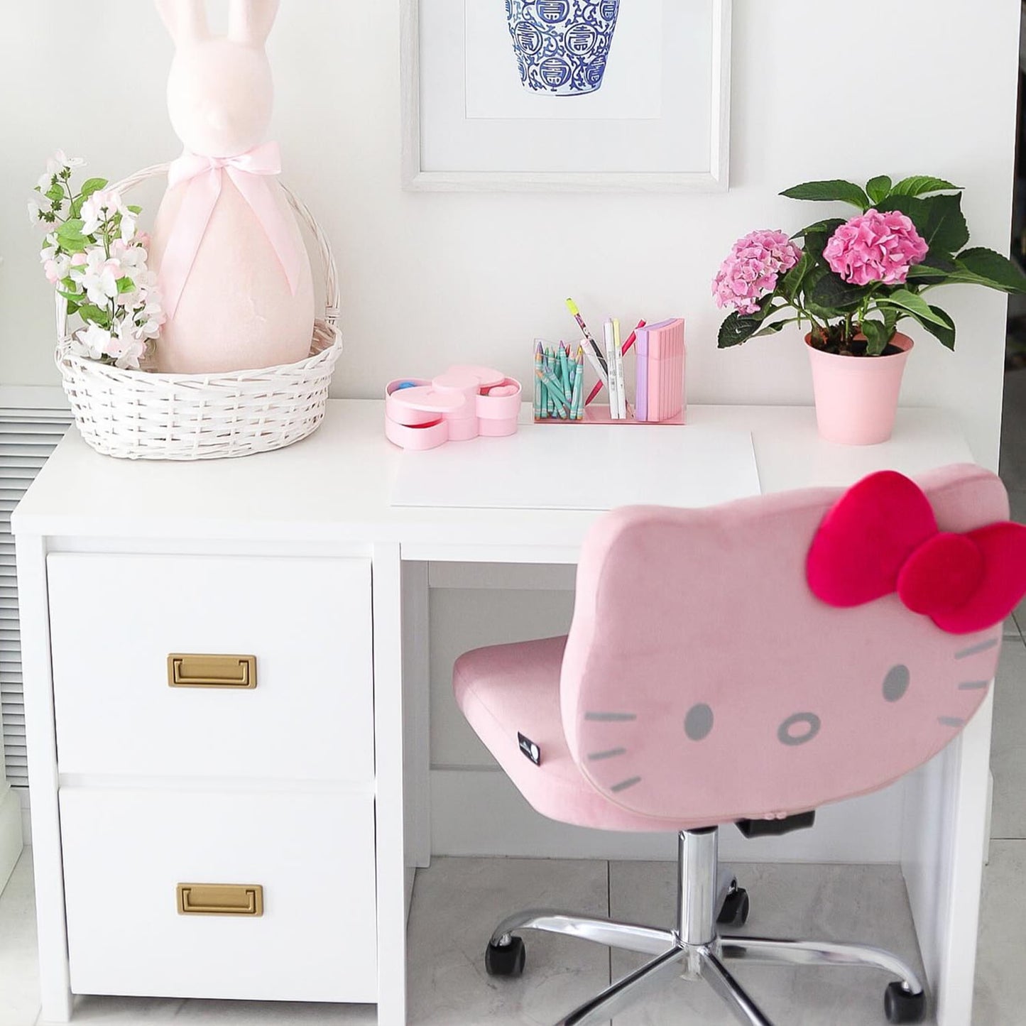 Impressions Vanity Hello Kitty Makeup Vanity Chair for Kids, Desk Table Swivel Chair (Pink)