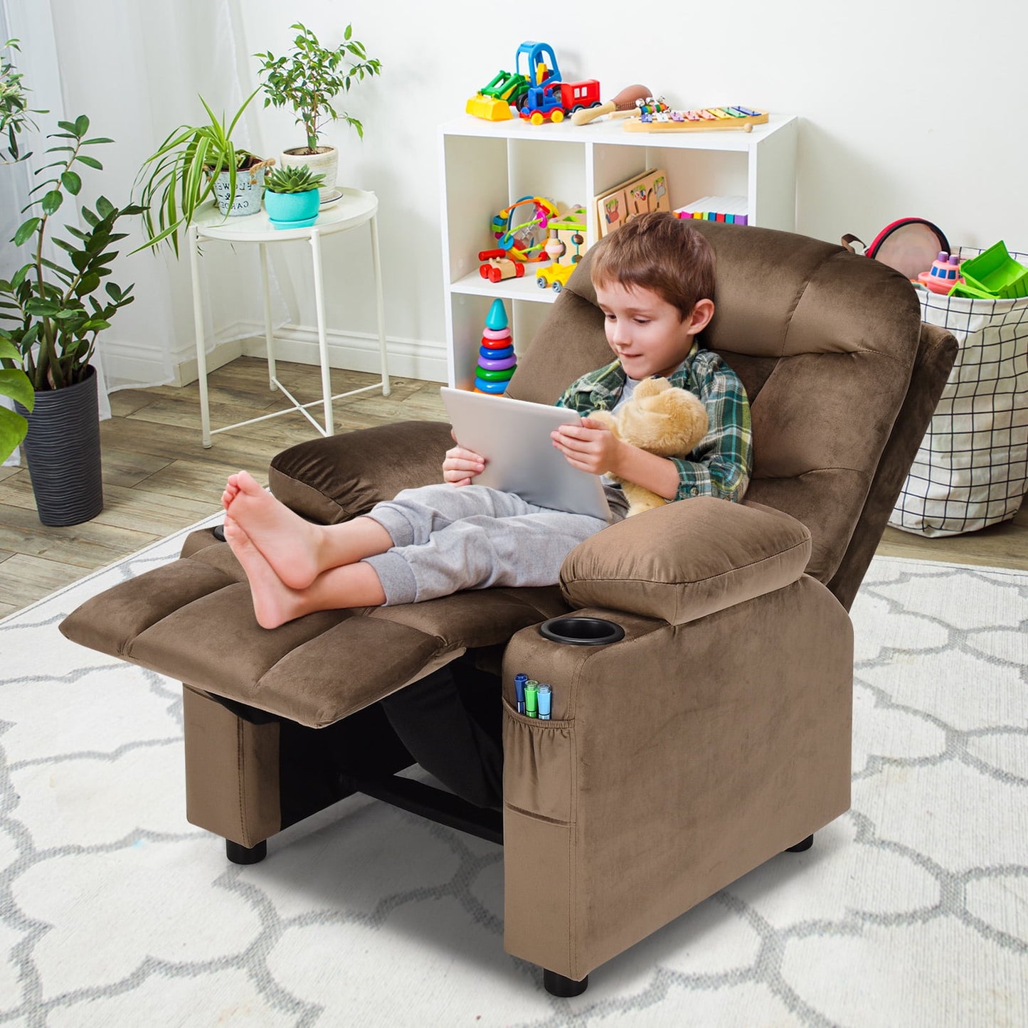 Infans Kids Youth Recliner Chair Velvet Fabric Armrest Sofa w/Cup Holder Brown