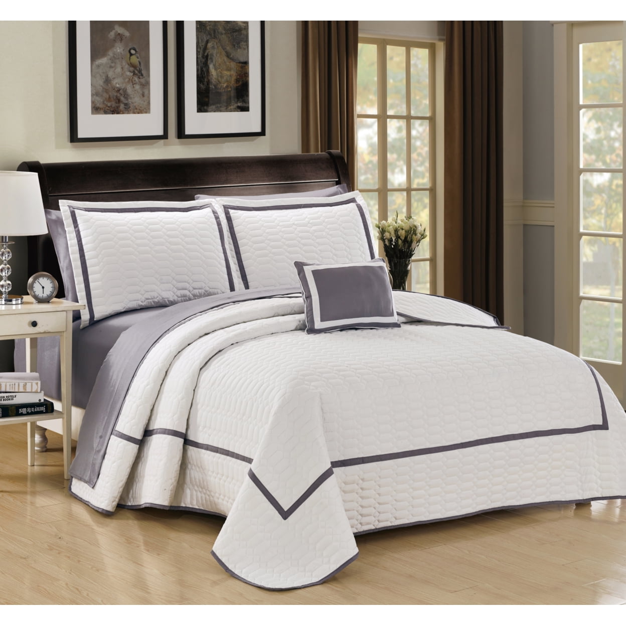 8 Pc. Neal Hotel Collection 2 Tone banded Geometrical Embroidered Quilt in a bag Includes sheets set Shams and