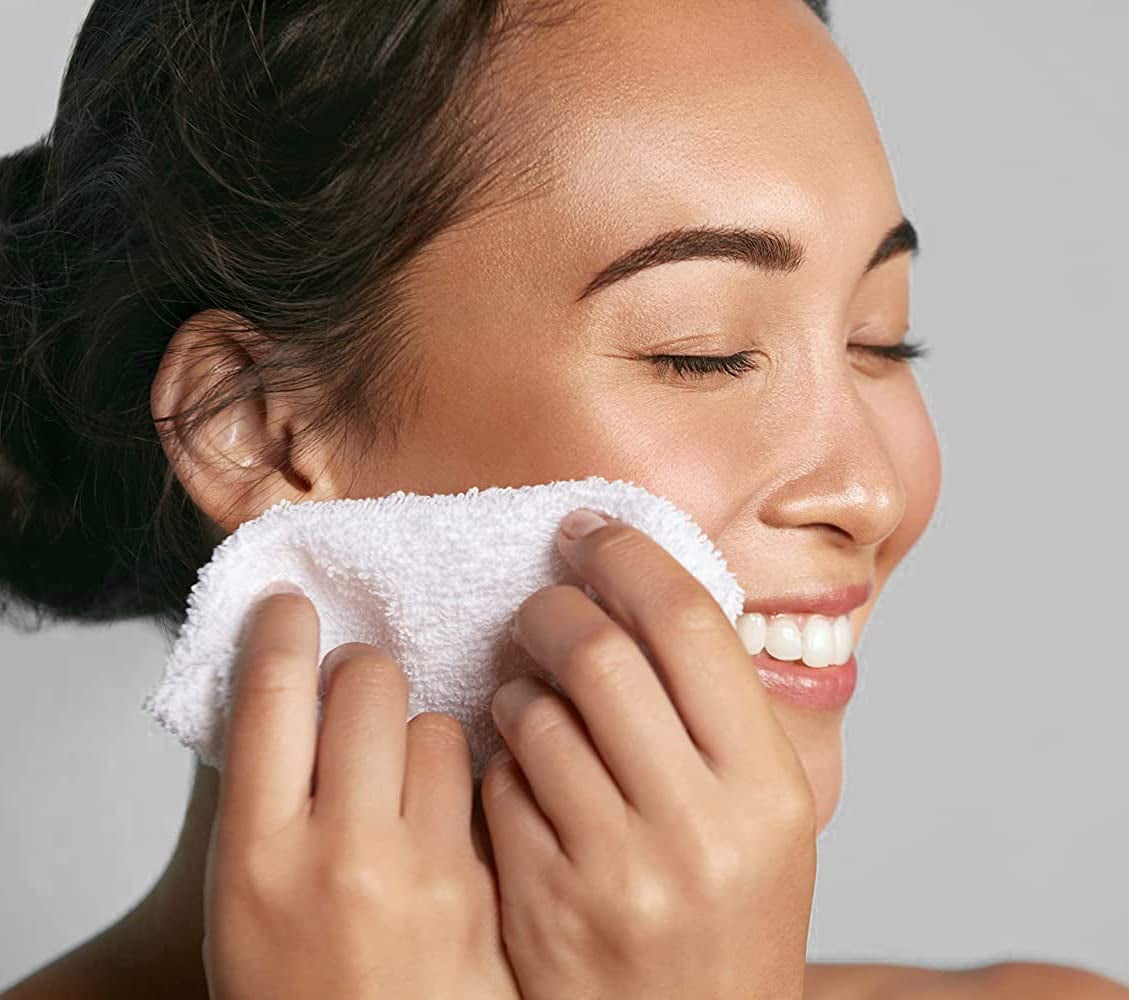 Gold Textiles 100% Cotton Washcloth 300 Packs 13x13 inches White Ultra Soft, Highly Absorbent