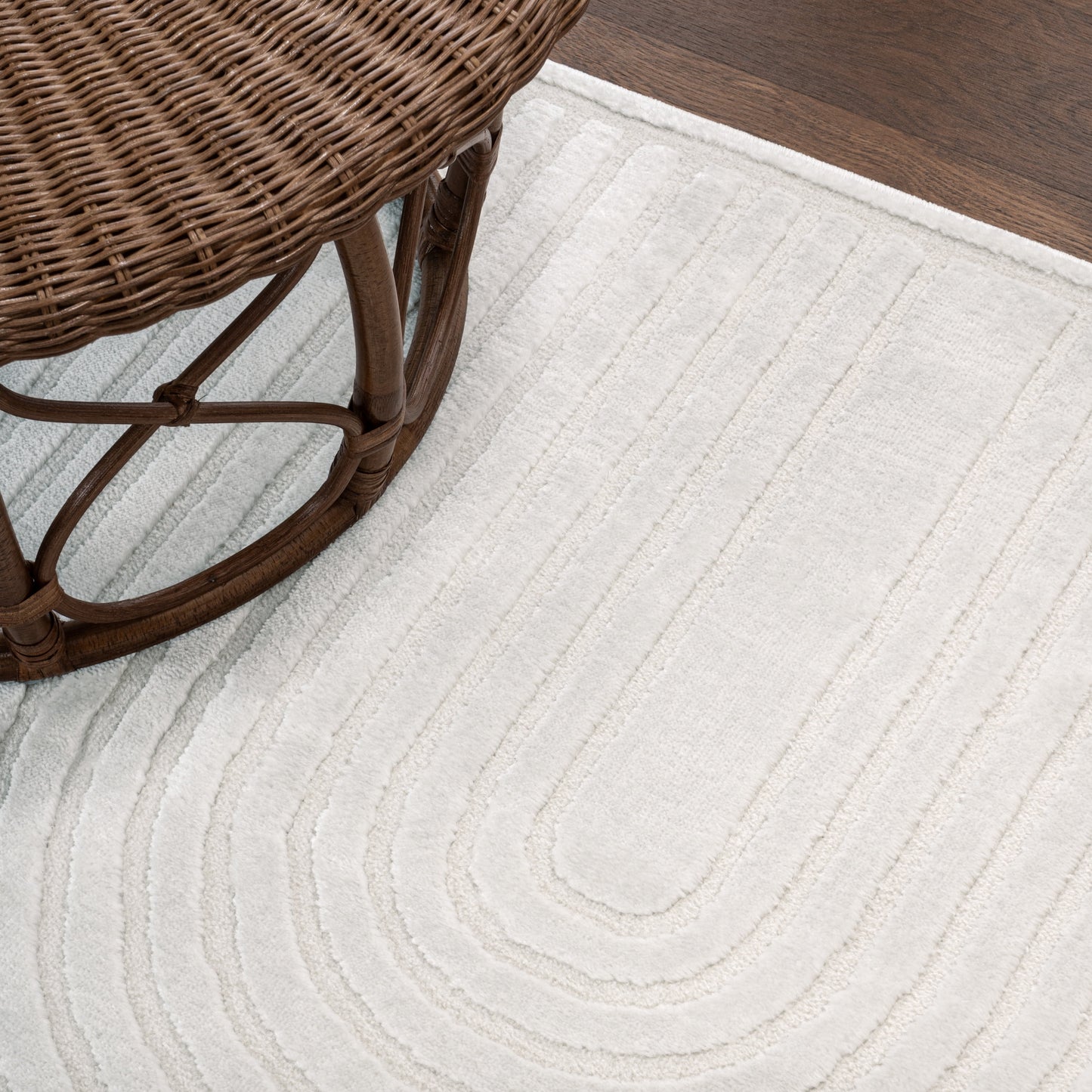Ariana MidCentury Art Deco Striped Arches Two-Tone High-Low White/Cream 8 ft. x 10 ft. Area Rug